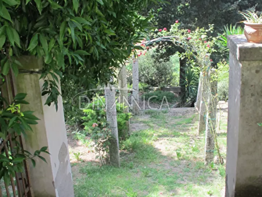 Immagine 43 di Villa in vendita  a Casciana Terme Lari