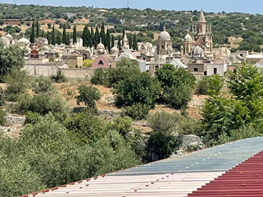 Immagine 10 di Casa indipendente in vendita  a Canicattini Bagni