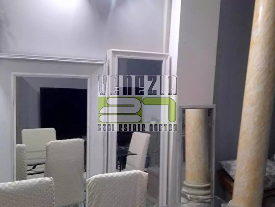 Immagine 23 di Casa indipendente in vendita  a Canicattini Bagni