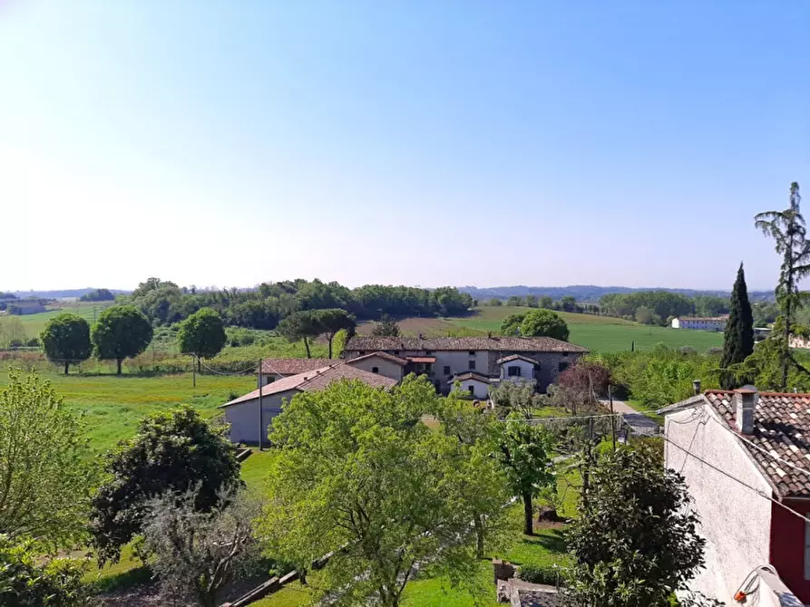 Immagine 1 di Rustico / casale in vendita  a Monzambano