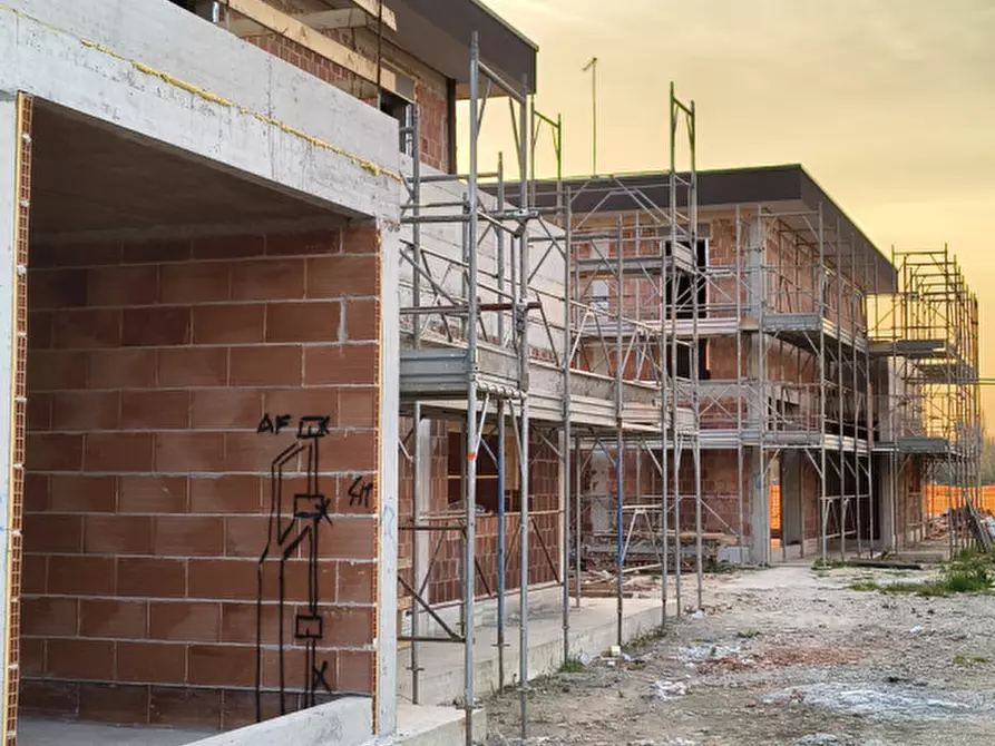 Immagine 3 di Casa indipendente in vendita  in CASTELLANA a Venezia