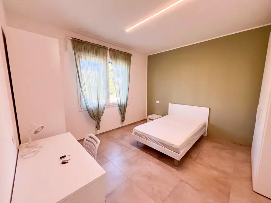 Immagine 14 di Camera in affitto  in VIA ROMEA 130 a Legnaro