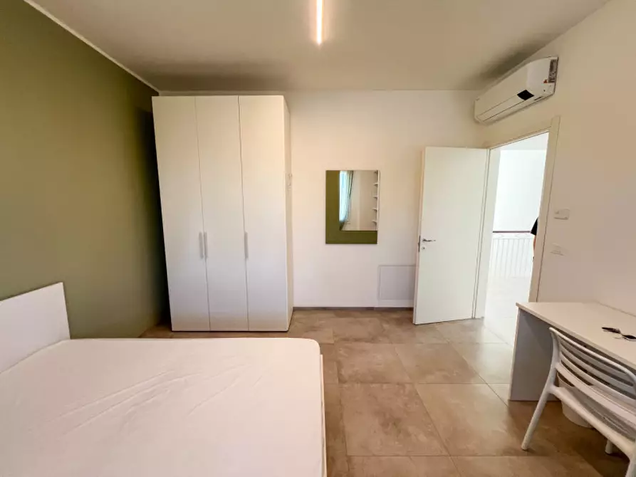 Immagine 17 di Camera in affitto  in VIA ROMEA 130 a Legnaro