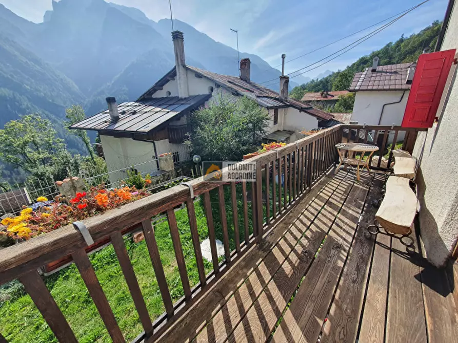 Immagine 8 di Casa indipendente in vendita  in Località Tos a Rivamonte Agordino