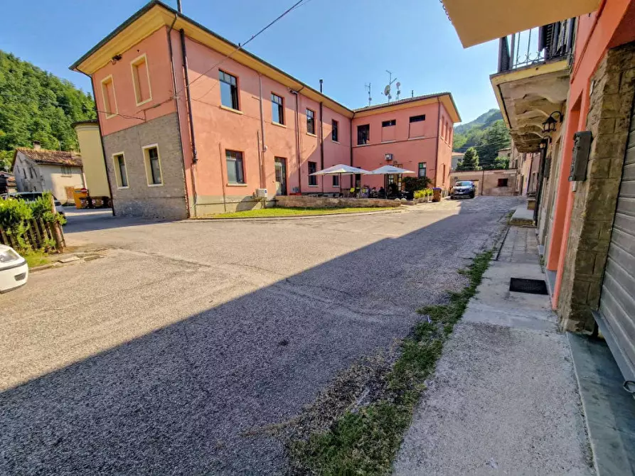 Immagine 22 di Appartamento in vendita  in Piazza del Pino a Borgo Pace