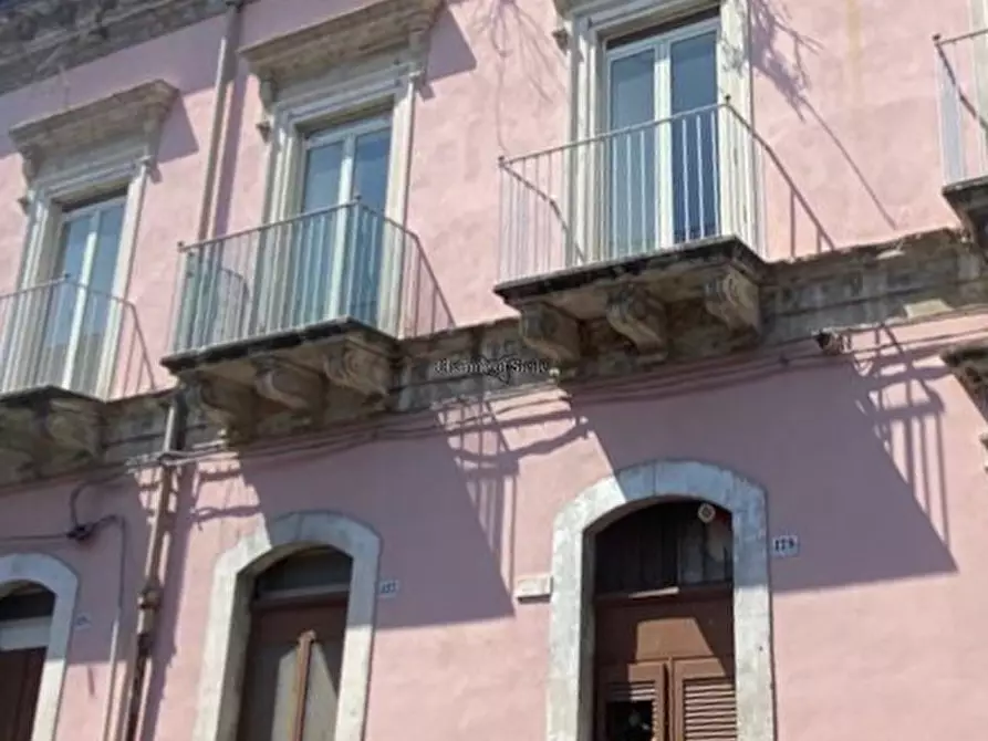 Immagine 1 di Casa indipendente in vendita  in Via Cavour a Carlentini