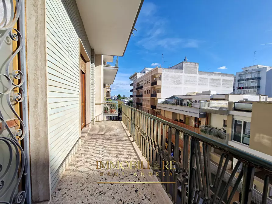 Immagine 1 di Appartamento in vendita  in Via Novantacinquesimo Reggimento Fanteria 153 a Lecce