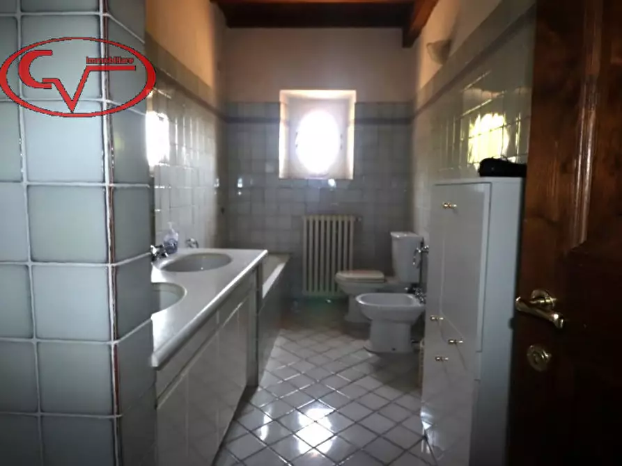 Immagine 38 di Villa in vendita  in Laterina a Laterina Pergine Valdarno