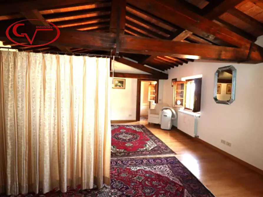 Immagine 62 di Villa in vendita  in Laterina a Laterina Pergine Valdarno