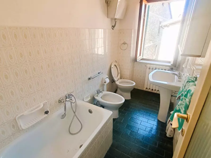 Immagine 14 di Villetta a schiera in vendita  a Tuoro Sul Trasimeno