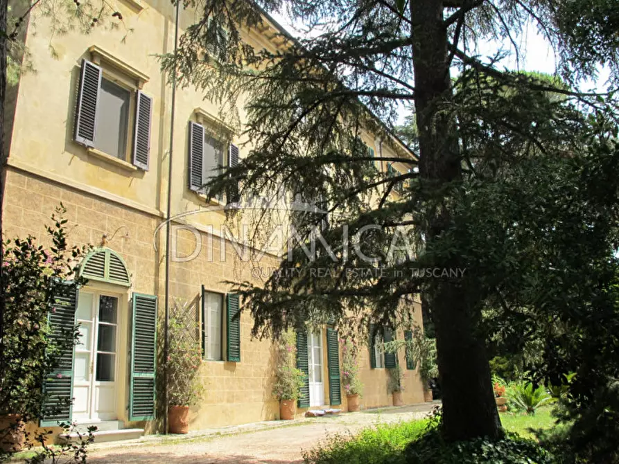Immagine 1 di Villa in vendita  a Vicopisano