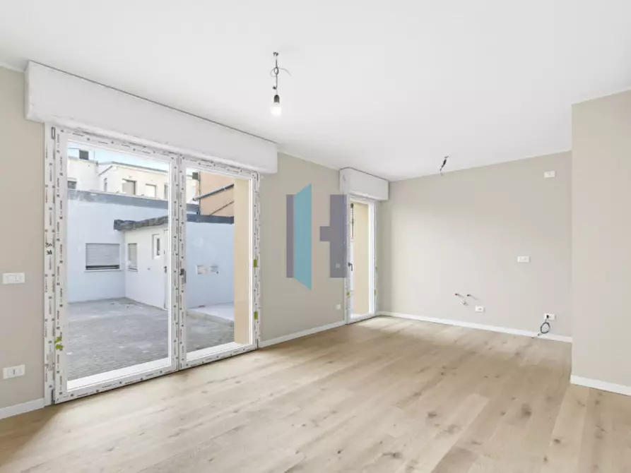 Immagine 3 di Appartamento in vendita  in Via Renato Serra 1 a Brescia