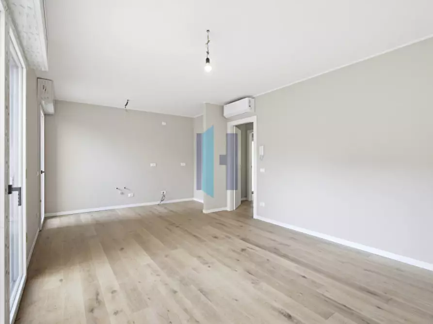 Immagine 5 di Appartamento in vendita  in Via Renato Serra 1 a Brescia