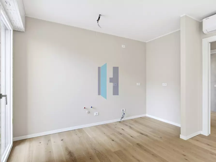Immagine 6 di Appartamento in vendita  in Via Renato Serra 1 a Brescia