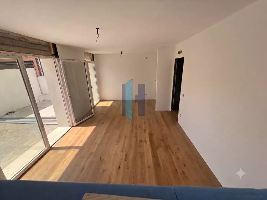 Immagine 10 di Appartamento in vendita  in Via Renato Serra 1 a Brescia