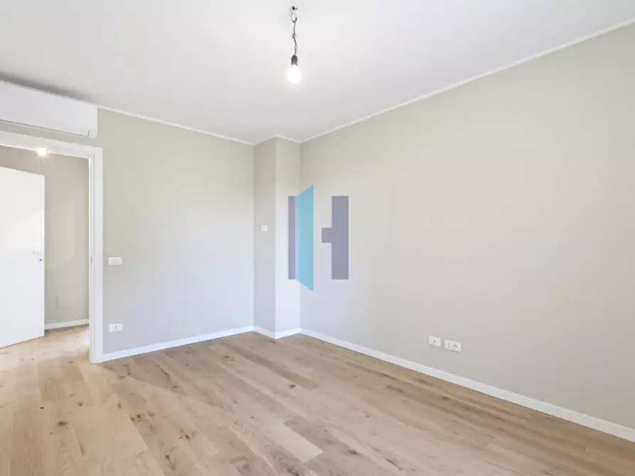 Immagine 12 di Appartamento in vendita  in Via Renato Serra 1 a Brescia