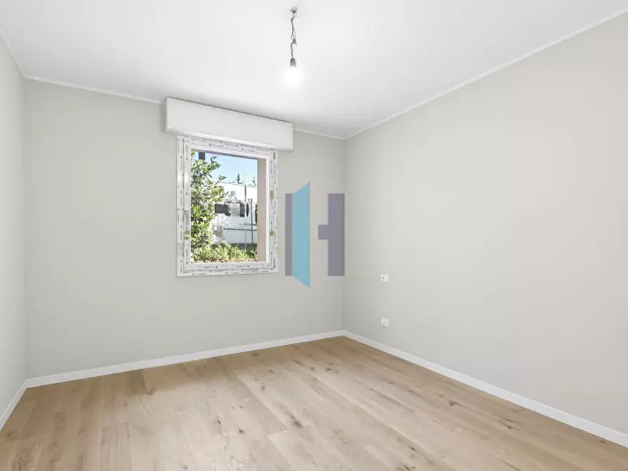 Immagine 13 di Appartamento in vendita  in Via Renato Serra 1 a Brescia