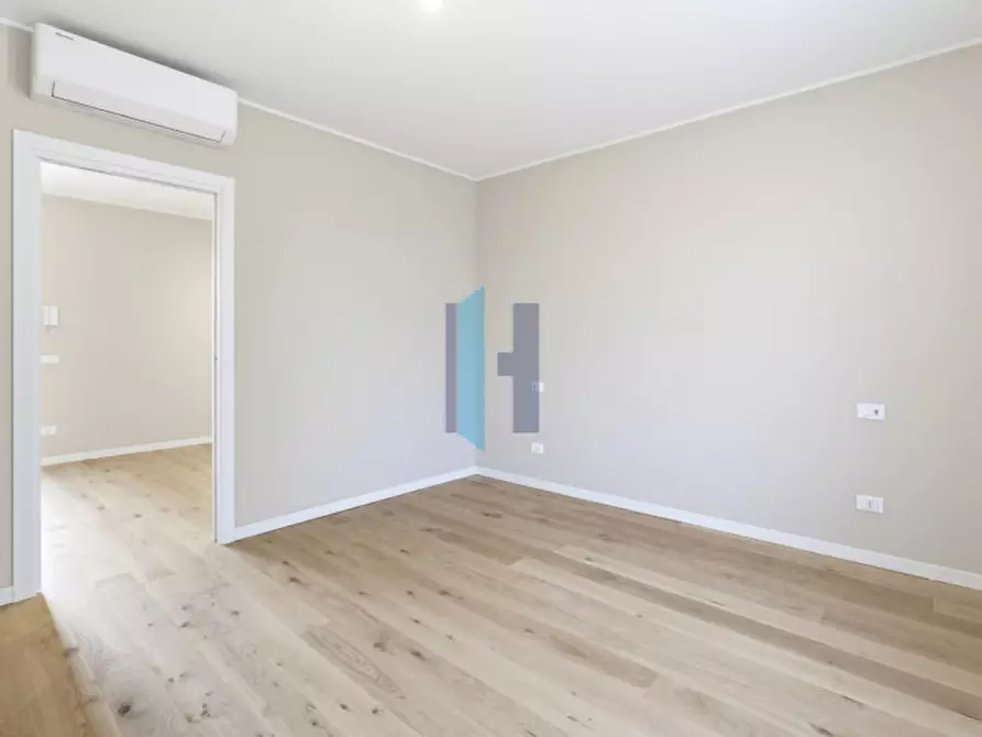 Immagine 27 di Appartamento in vendita  in Via Renato Serra 1 a Brescia