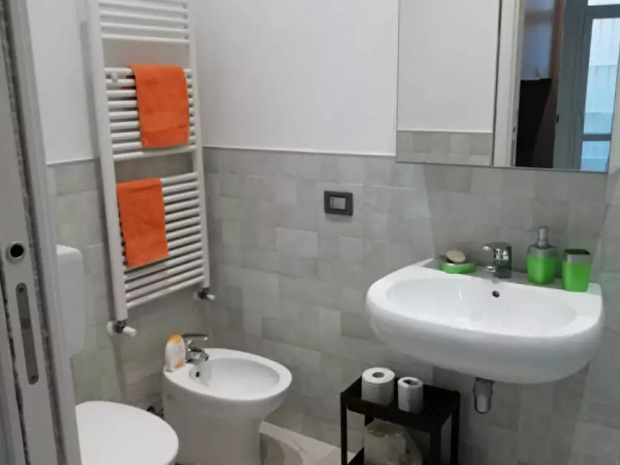 Immagine 3 di Appartamento in vendita  in via gramsci a Parma