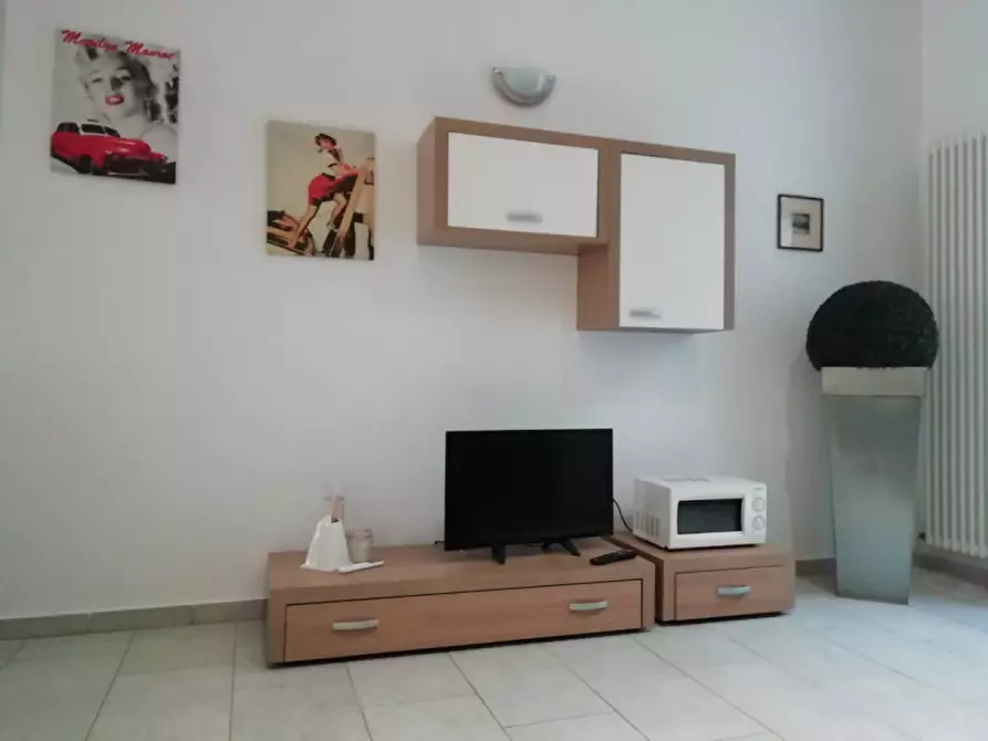 Immagine 5 di Appartamento in vendita  in via gramsci a Parma