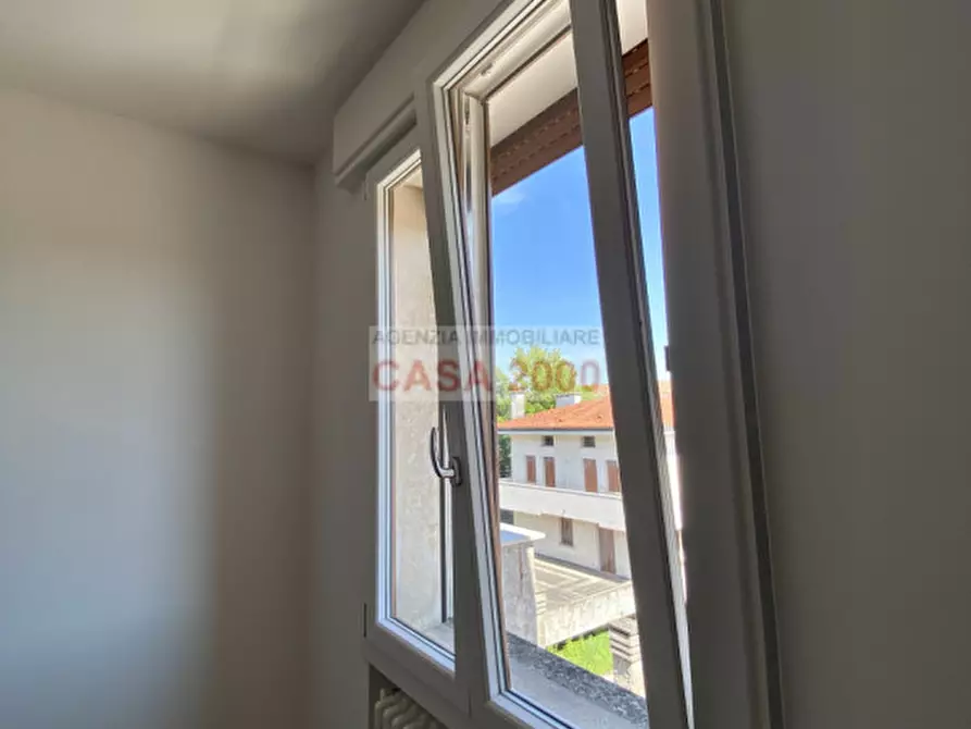 Immagine 11 di Appartamento in vendita  a Camposampiero