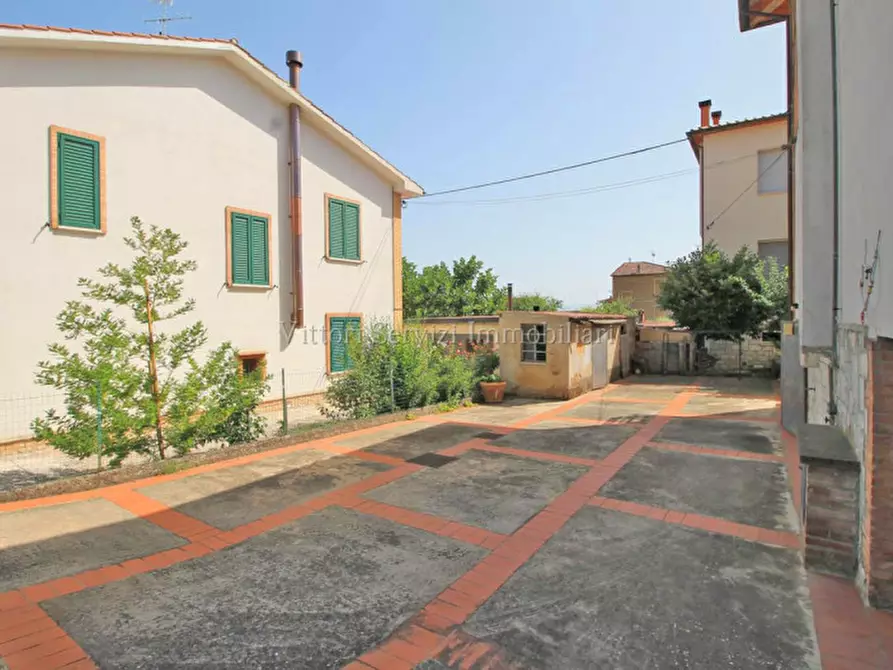 Immagine 33 di Casa bifamiliare in vendita  in via alcide vignai a Montepulciano