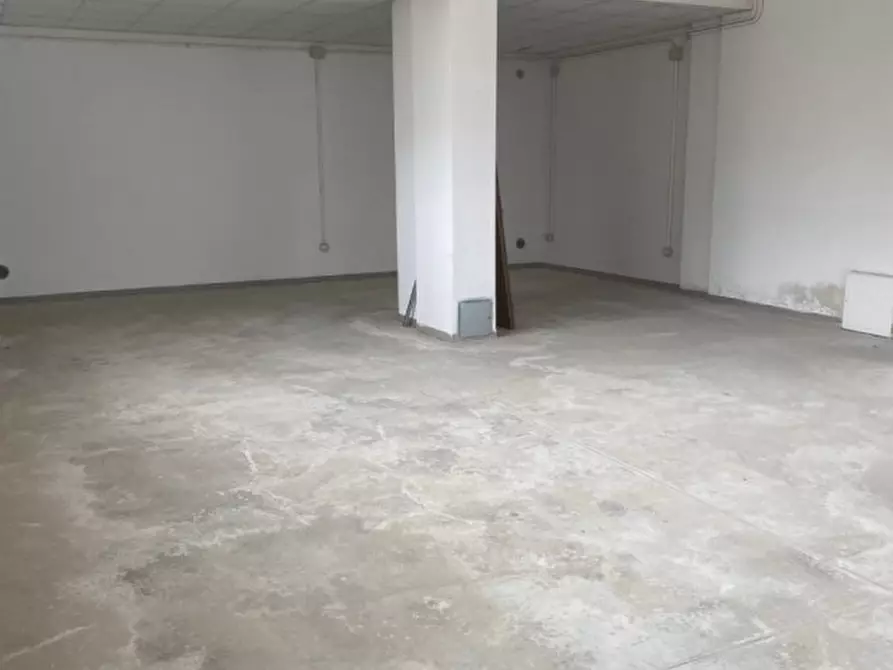 Immagine 5 di Laboratorio in vendita  in Via Marconi a Montevarchi