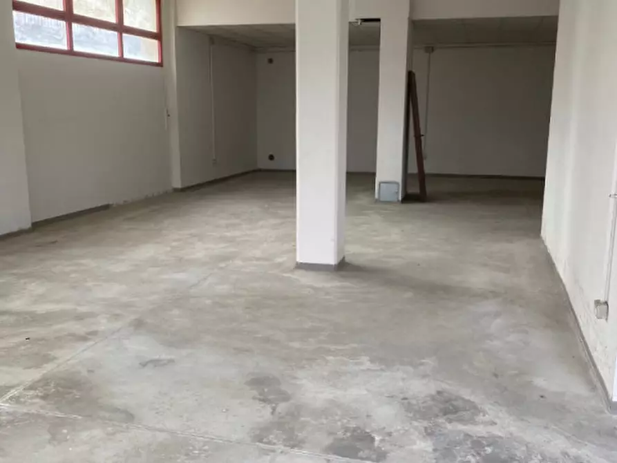 Immagine 6 di Laboratorio in vendita  in Via Marconi a Montevarchi