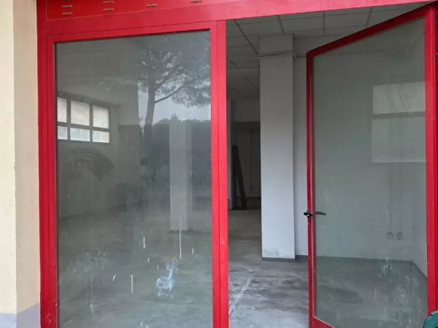 Immagine 9 di Laboratorio in vendita  in Via Marconi a Montevarchi
