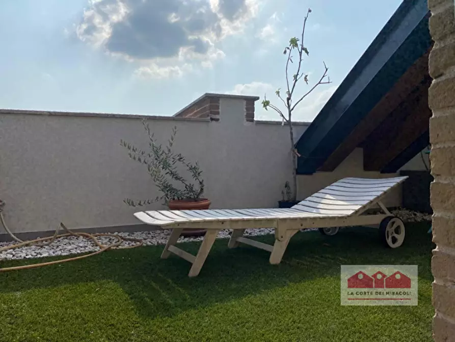 Immagine 15 di Attico in vendita  in Via Battaglione Framarin a Vicenza