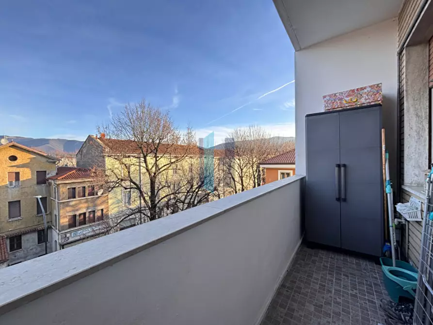 Immagine 8 di Appartamento in vendita  in via del sebino a Brescia