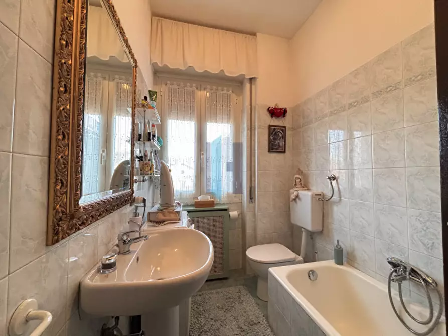 Immagine 13 di Appartamento in vendita  in via del sebino a Brescia