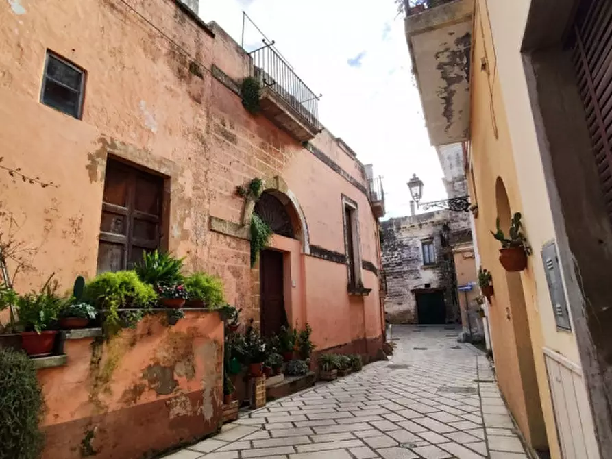 Immagine 1 di Palazzo in vendita  in Via Monsignor D'Urso a Ruffano