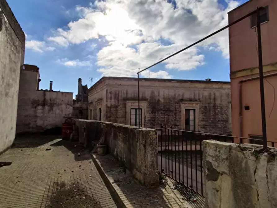 Immagine 10 di Palazzo in vendita  in Via Monsignor D'Urso a Ruffano