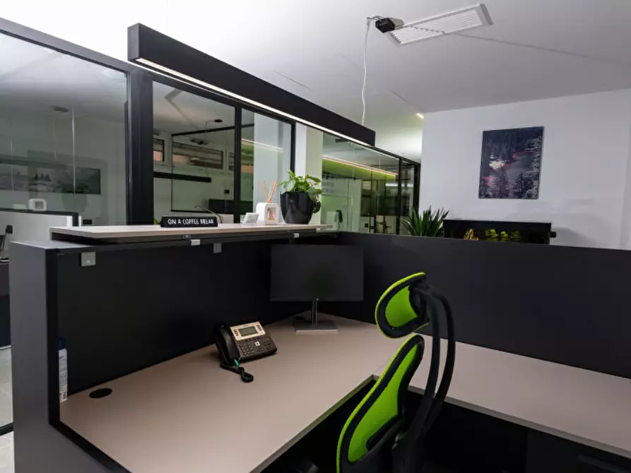 Immagine 2 di Ufficio in affitto  in Via Gramsci a Trento