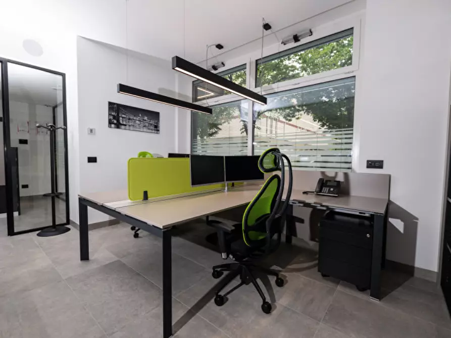 Immagine 3 di Ufficio in affitto  in Via Gramsci a Trento