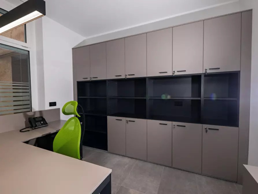 Immagine 4 di Ufficio in affitto  in Via Gramsci a Trento