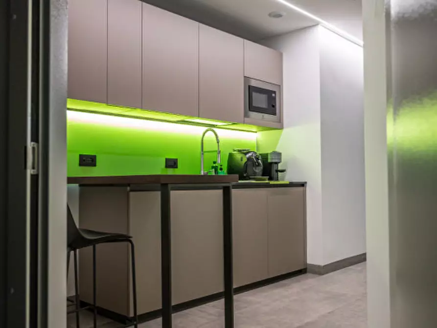 Immagine 8 di Ufficio in affitto  in Via Gramsci a Trento