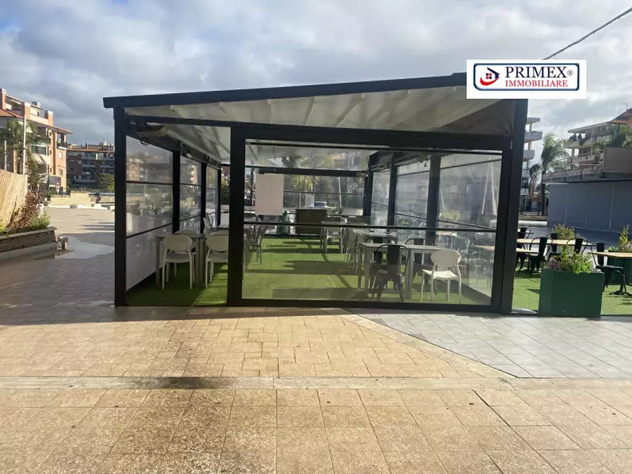 Immagine 4 di Negozio in affitto  in Largo Benito Jacovitti a Roma