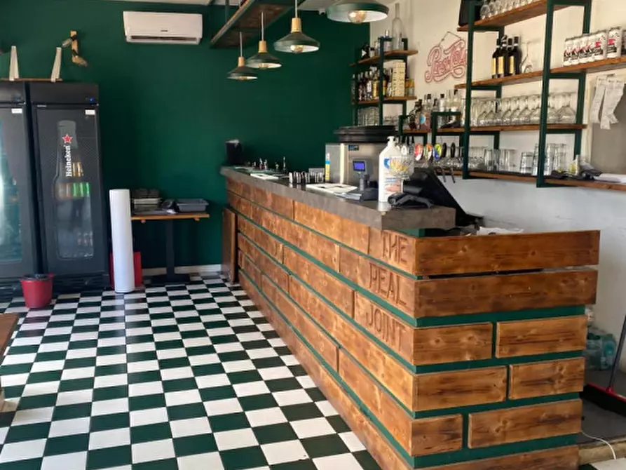 Immagine 9 di Negozio in affitto  in Largo Benito Jacovitti a Roma