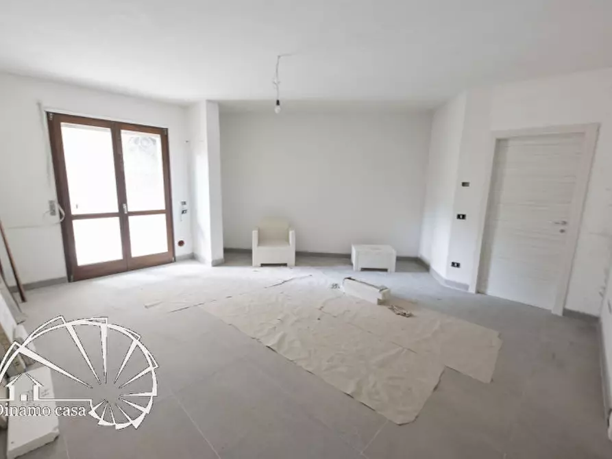 Immagine 1 di Appartamento in vendita  a Vaiano