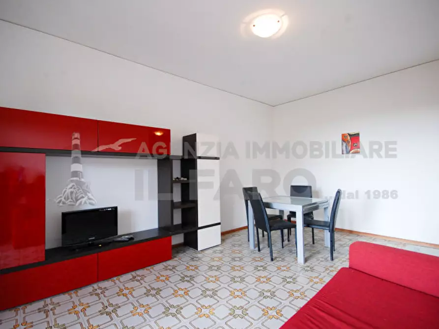 Immagine 1 di Appartamento in vendita  in Via Brigata Sassari a La Maddalena
