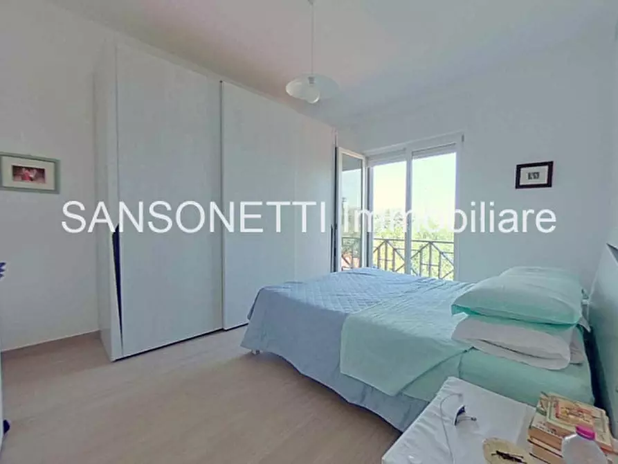 Immagine 24 di Villa in vendita  in CLAUD a Locorotondo