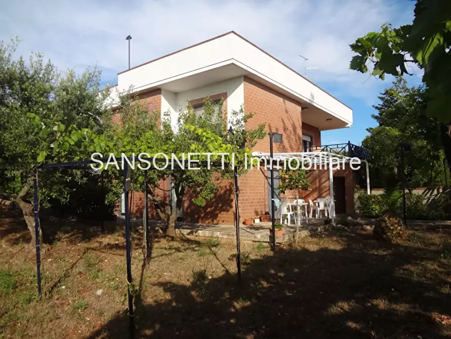 Immagine 30 di Villa in vendita  in CLAUD a Locorotondo