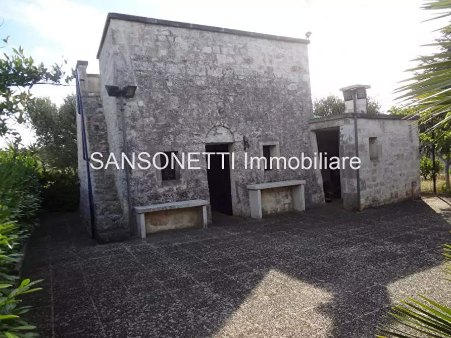 Immagine 40 di Villa in vendita  in CLAUD a Locorotondo
