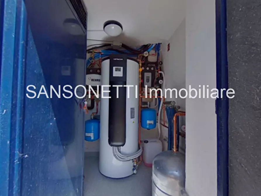 Immagine 46 di Villa in vendita  in CLAUD a Locorotondo