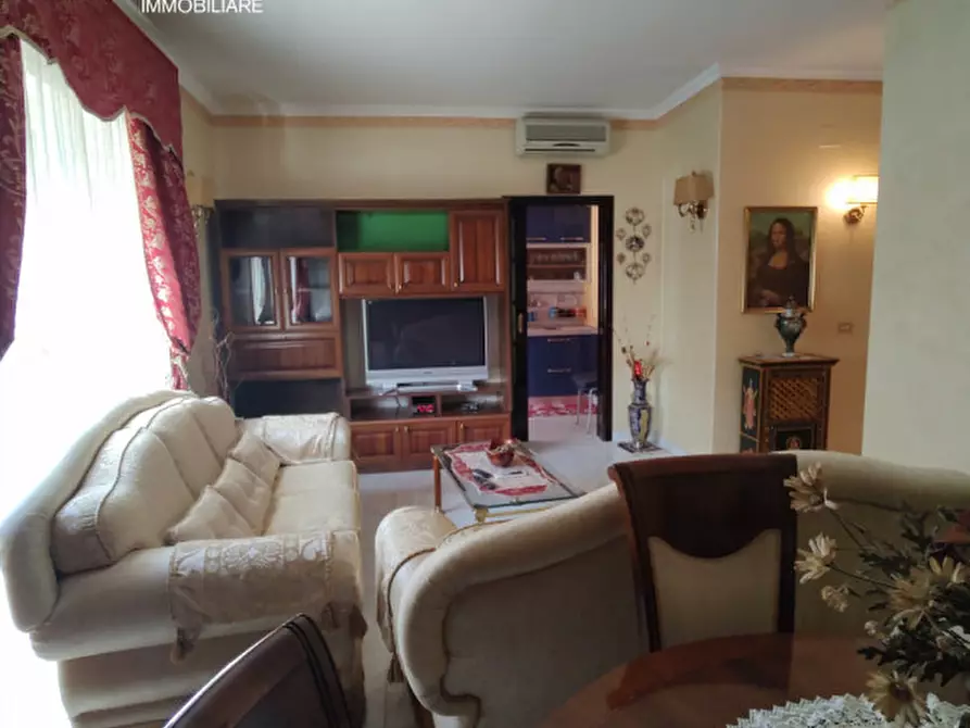 Immagine 11 di Appartamento in vendita  in Via 27 Novembre n. 21 a Palagonia