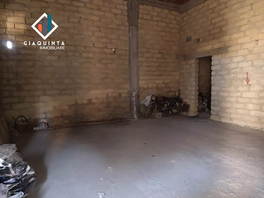 Immagine 16 di Appartamento in vendita  in Via 27 Novembre n. 21 a Palagonia