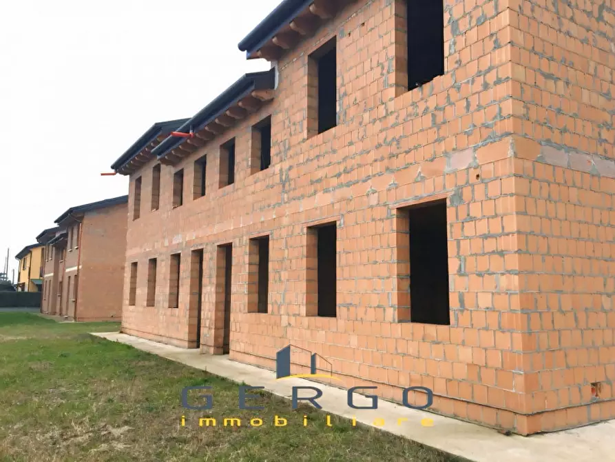 Immagine 38 di Casa bifamiliare in vendita  in via Giordano Bruno a Spinea