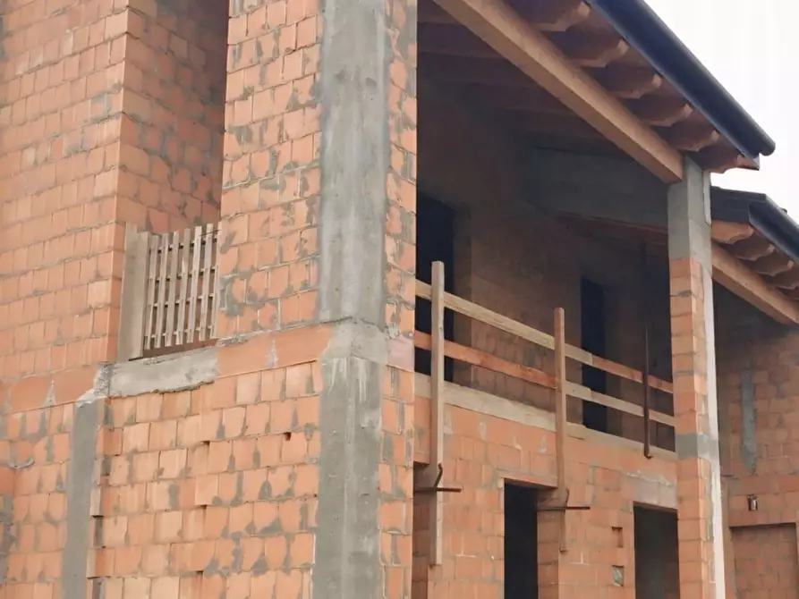 Immagine 41 di Casa bifamiliare in vendita  in via Giordano Bruno a Spinea